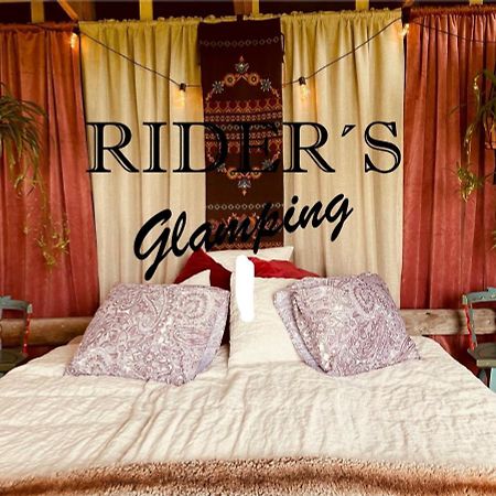 Hotel Rider'S Glamping Back Esterno foto